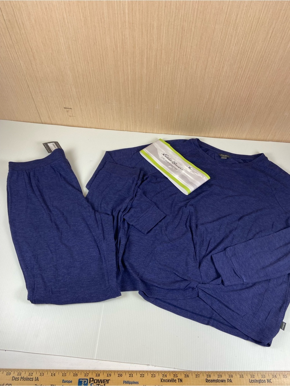 Eddie Bauer NWT 2 Pc Pajama Set Blue Long Sleeve Lounge Sleepwear M - Picture 2 of 14